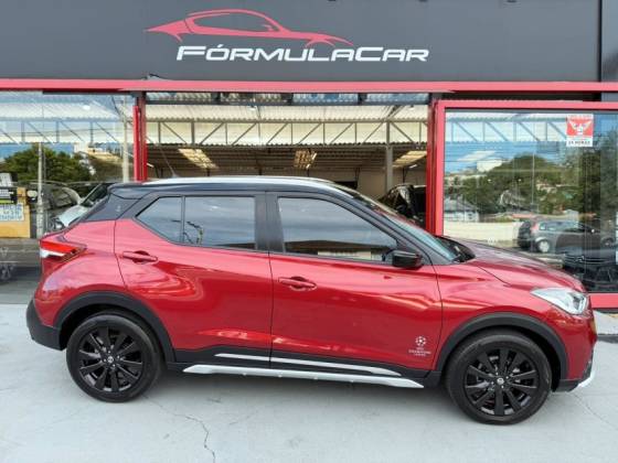 NISSAN KICKS 1.6 16V FLEXSTART UEFA CHAMPIONS LEAGUE 4P XTRONIC